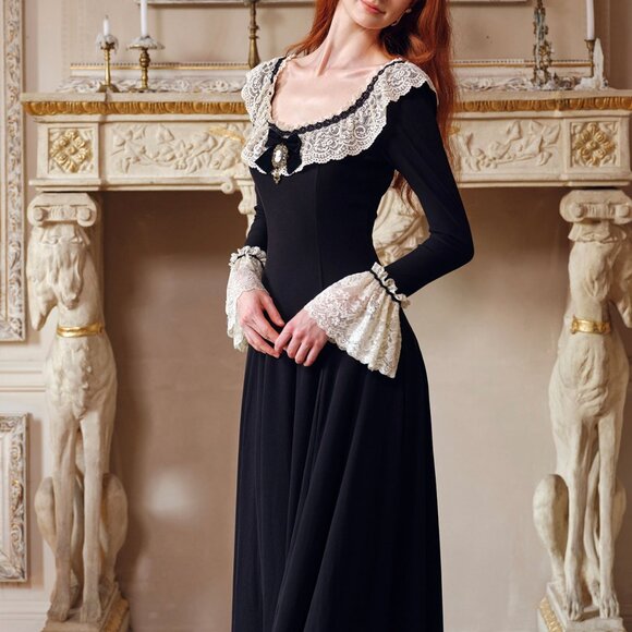Gothic Victorian Lace Collar Maxi Dress - Picture 6 of 8